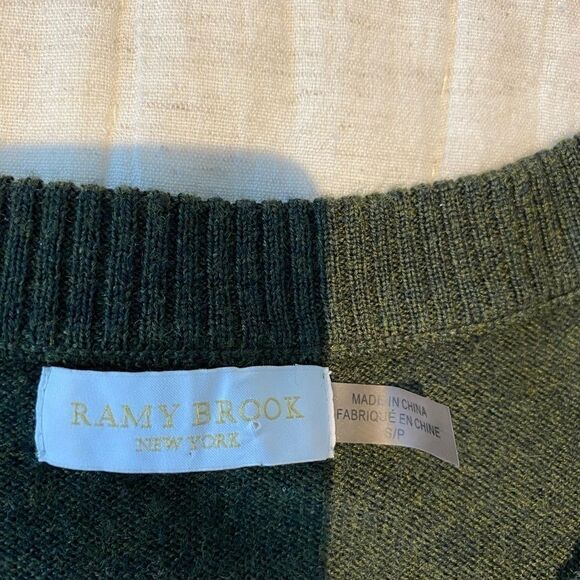 Ramy Brook Cold Shoulder Side Zipper w Sheer Panel - Picture 5 of 6